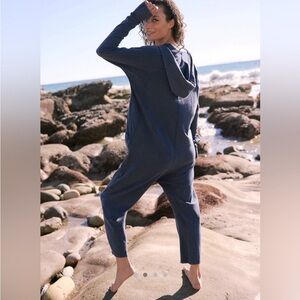 Free People Hot Shot long sleeve Onesie
NWT Sz XS